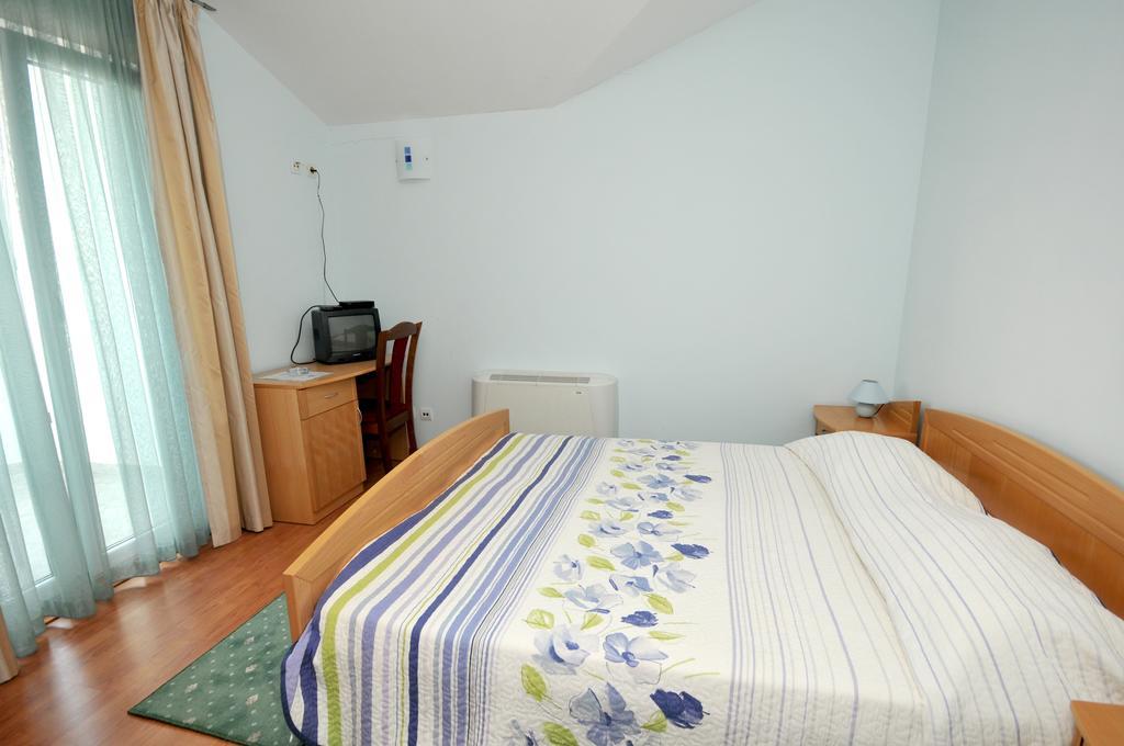 Apartments Villa Lida Trogir Ruang foto