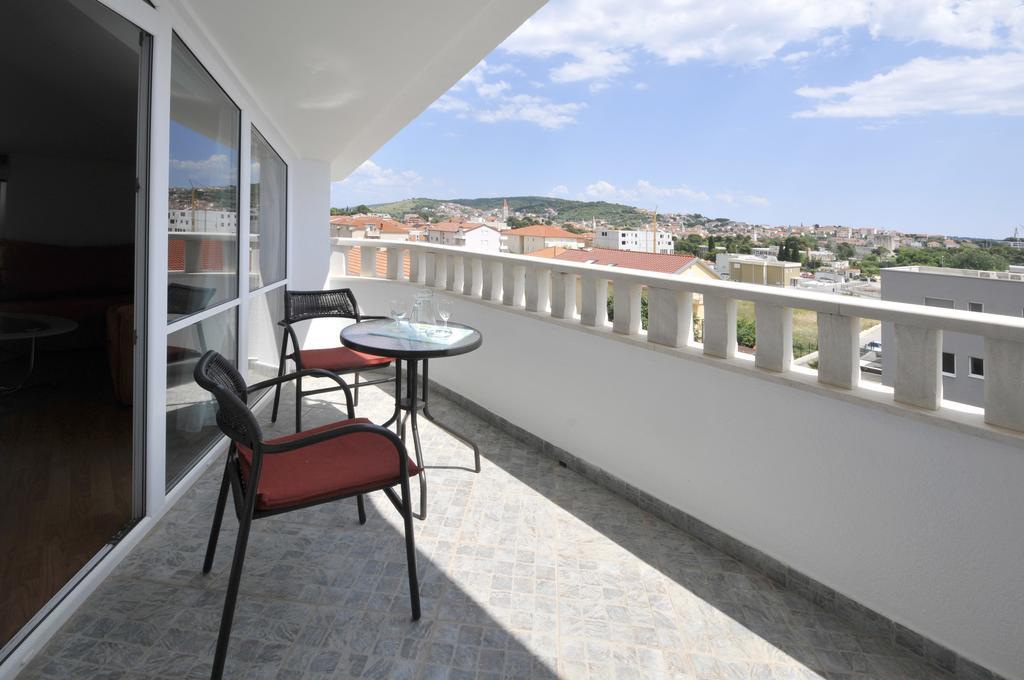 Apartments Villa Lida Trogir Bagian luar foto